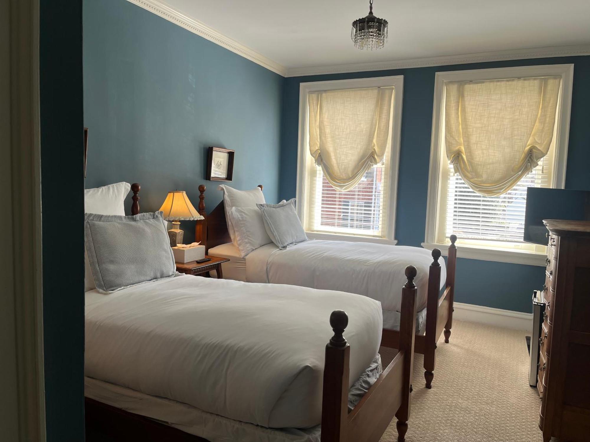 Ironclad Inn And Bourbon Room Fredericksburg Exteriér fotografie